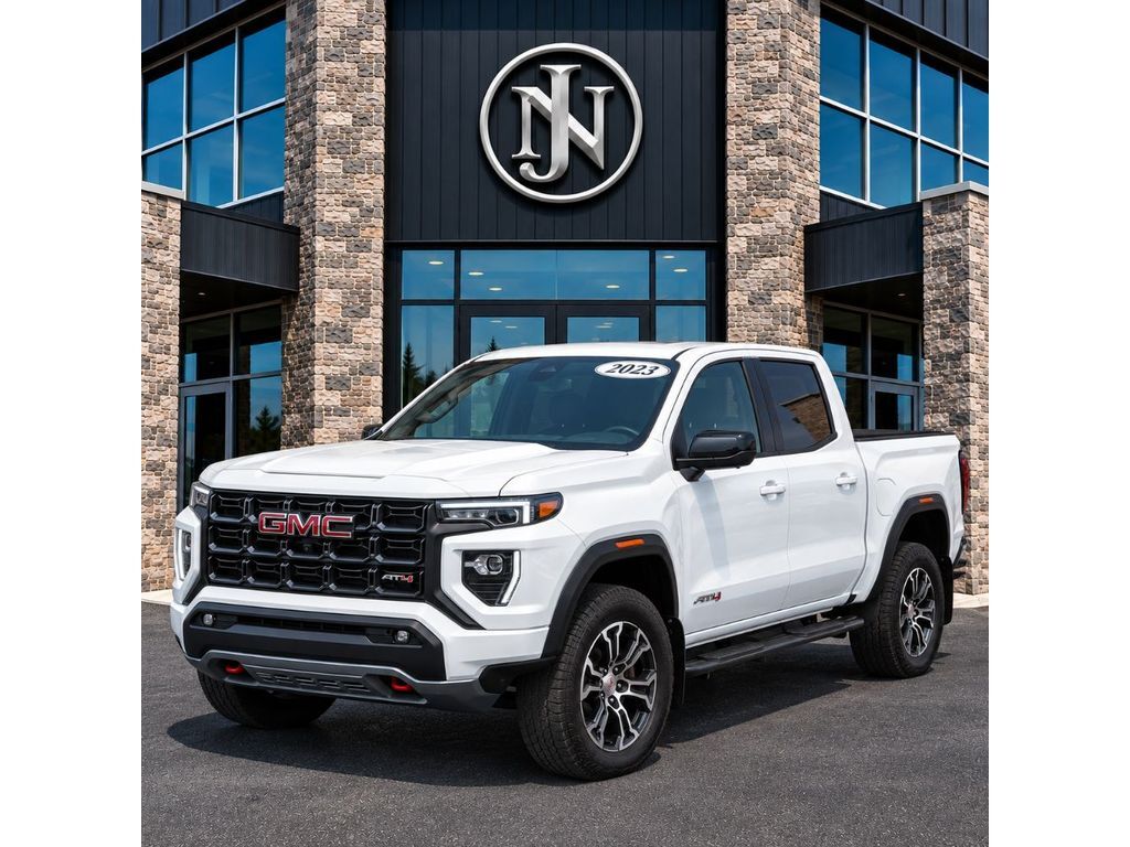 2023 GMC Canyon AT4
