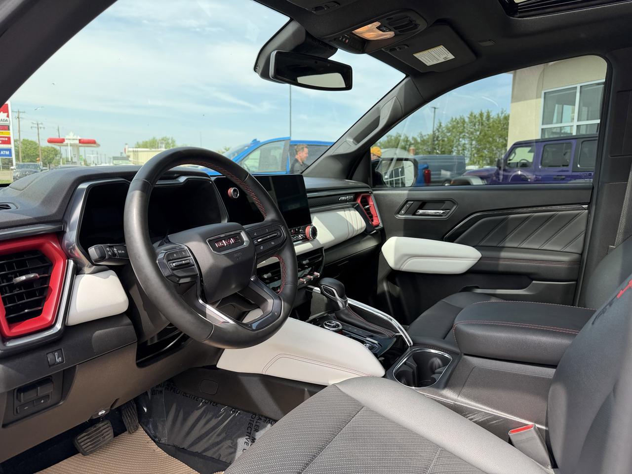 2023 GMC Canyon AT4X Crew Cab 4WD | Low KMs | NAV | Bose Audio | Heated Seats | Remote Start | Wireless Charging Redwater AB