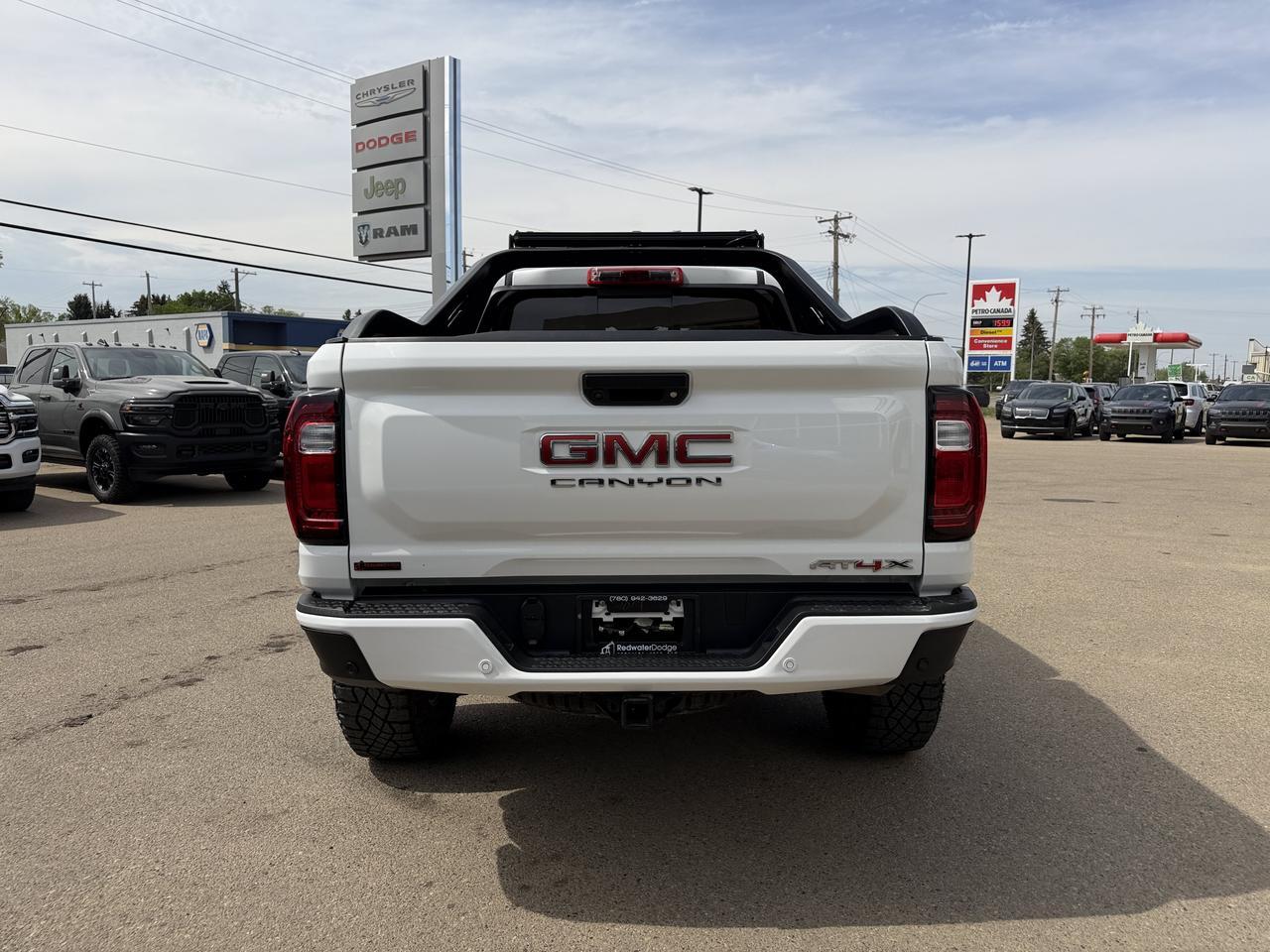 2023 GMC Canyon AT4X Crew Cab 4WD | Low KMs | NAV | Bose Audio | Heated Seats | Remote Start | Wireless Charging Redwater AB