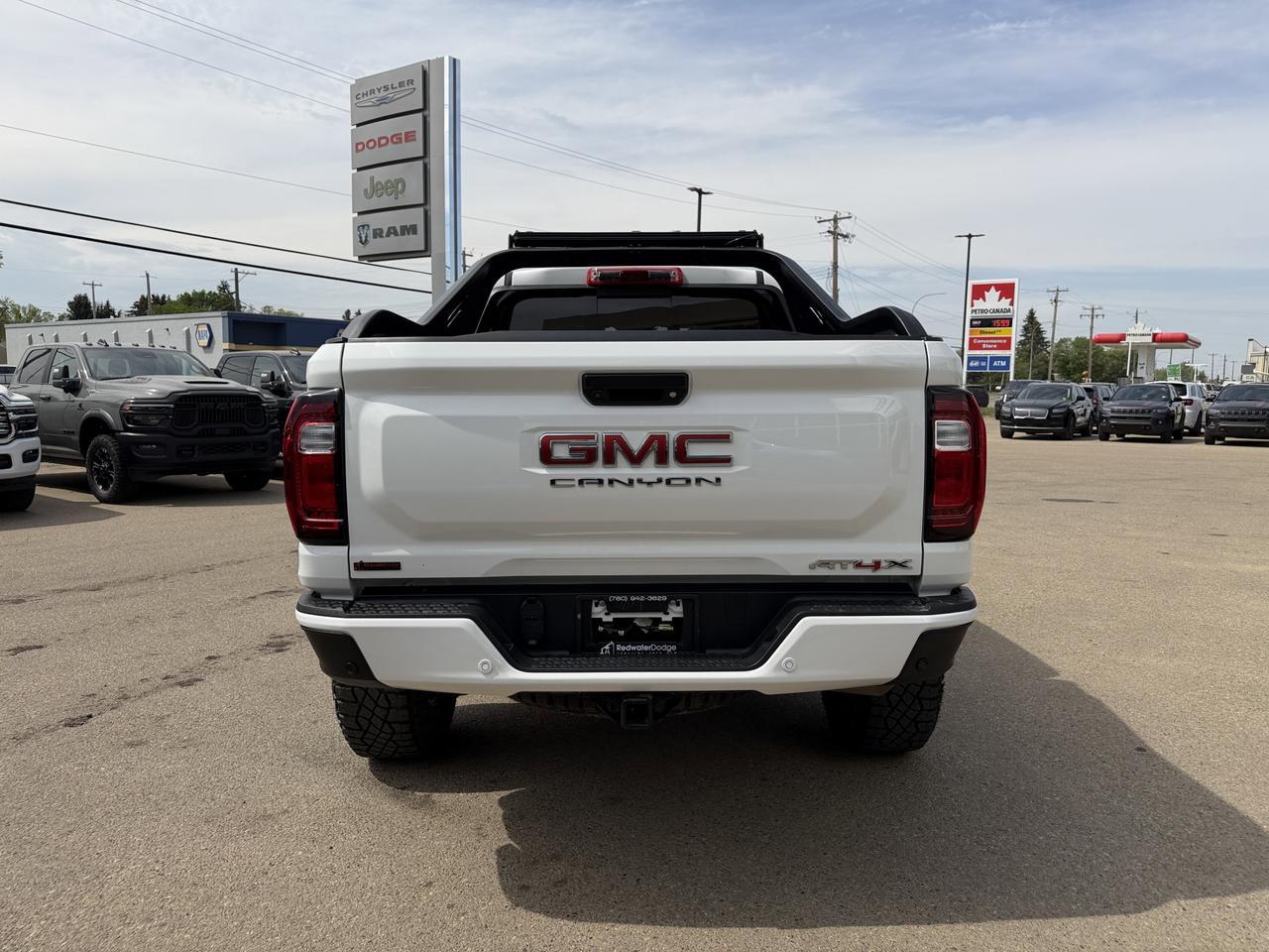 2023 GMC Canyon AT4X Crew Cab 4WD | Low KMs | NAV | Bose Audio | Heated Seats | Remote Start | Wireless Charging Redwater AB