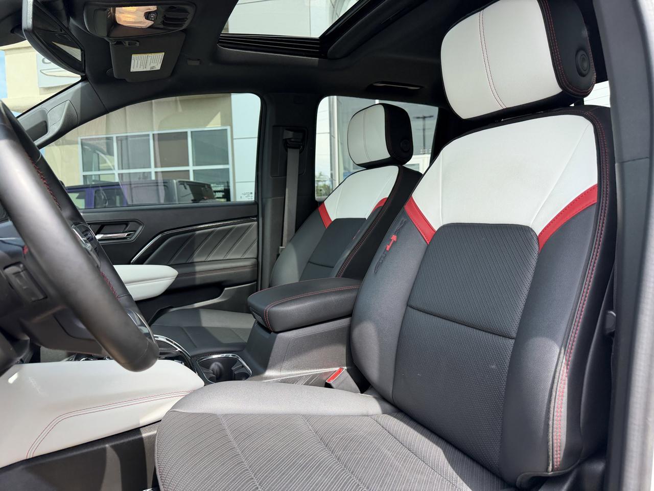 2023 GMC Canyon AT4X Crew Cab 4WD | Low KMs | NAV | Bose Audio | Heated Seats | Remote Start | Wireless Charging Redwater AB
