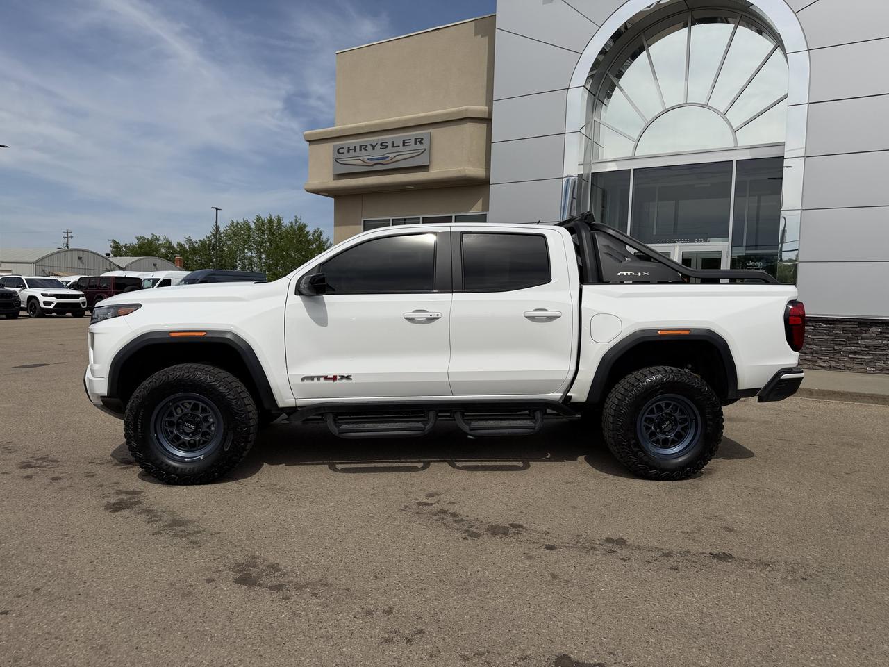 2023 GMC Canyon AT4X Crew Cab 4WD | Low KMs | NAV | Bose Audio | Heated Seats | Remote Start | Wireless Charging Redwater AB