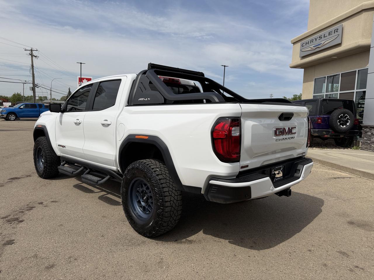 2023 GMC Canyon AT4X Crew Cab 4WD | Low KMs | NAV | Bose Audio | Heated Seats | Remote Start | Wireless Charging Redwater AB