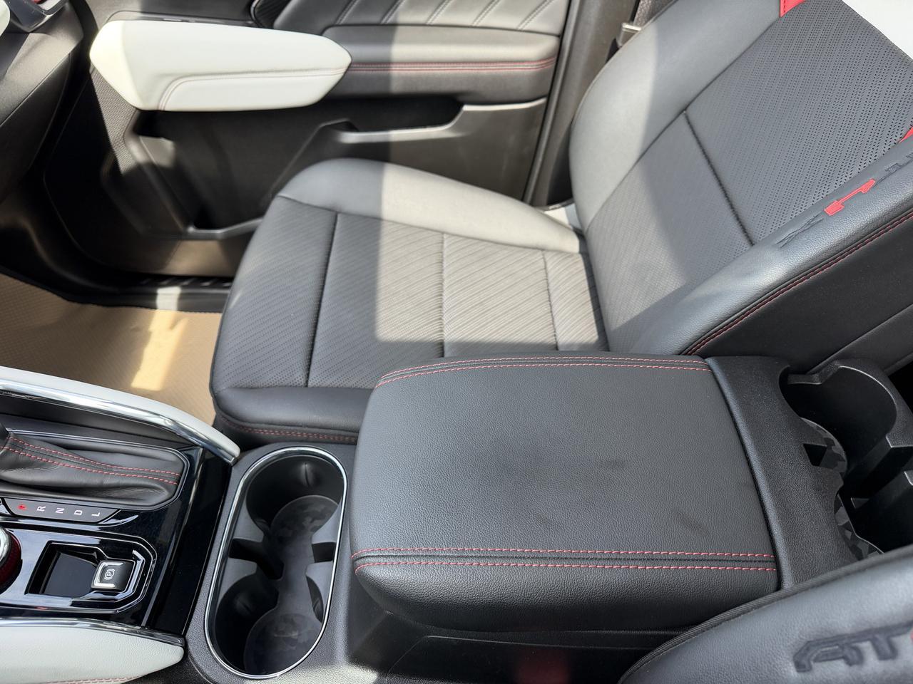 2023 GMC Canyon AT4X Crew Cab 4WD | Low KMs | NAV | Bose Audio | Heated Seats | Remote Start | Wireless Charging Redwater AB
