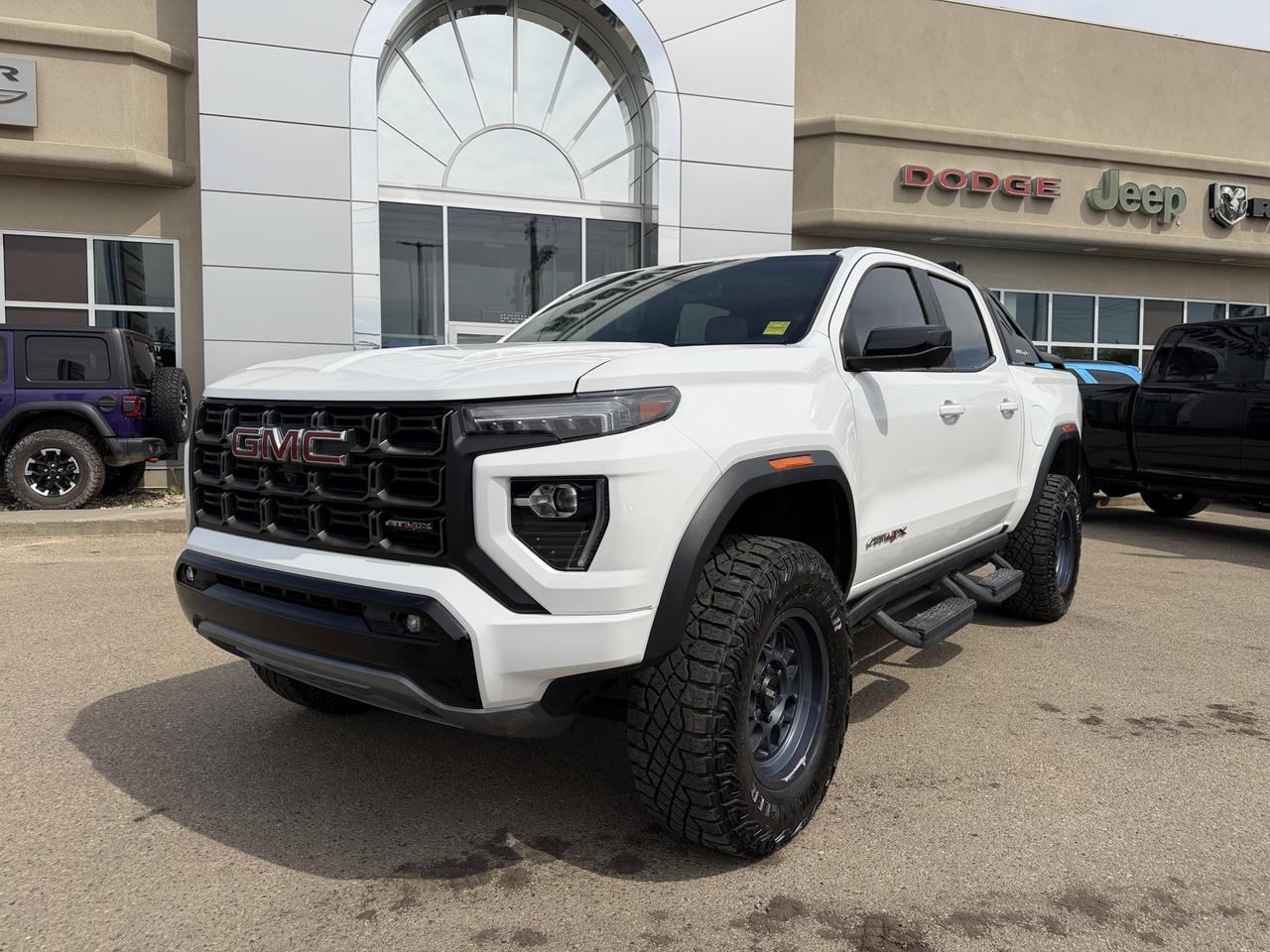 2023 GMC Canyon AT4X Crew Cab 4WD | Low KMs | NAV | Bose Audio | Heated Seats | Remote Start | Wireless Charging Redwater AB