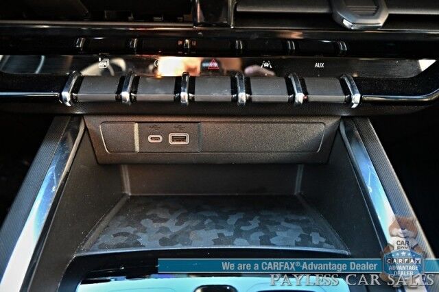 2023 GMC Canyon Elevation / 4X4 / AutoStart / Convenience Pkg / Preferred Pkg / Power & Heated Seats / Lane Departure & Forward Collision Alert / Apple CarPlay & Android Auto / Backup Camera / Bed Liner / Tow Pkg / 1-Owner Anchorage AK