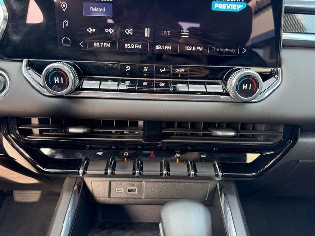 2023 GMC Canyon Elevation Farmington MO