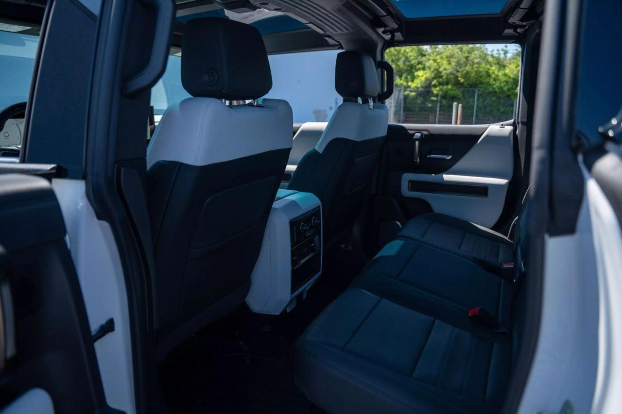 2023 GMC HUMMER EV Pickup 3X Pickup 4D 5 ft St. Louis MO