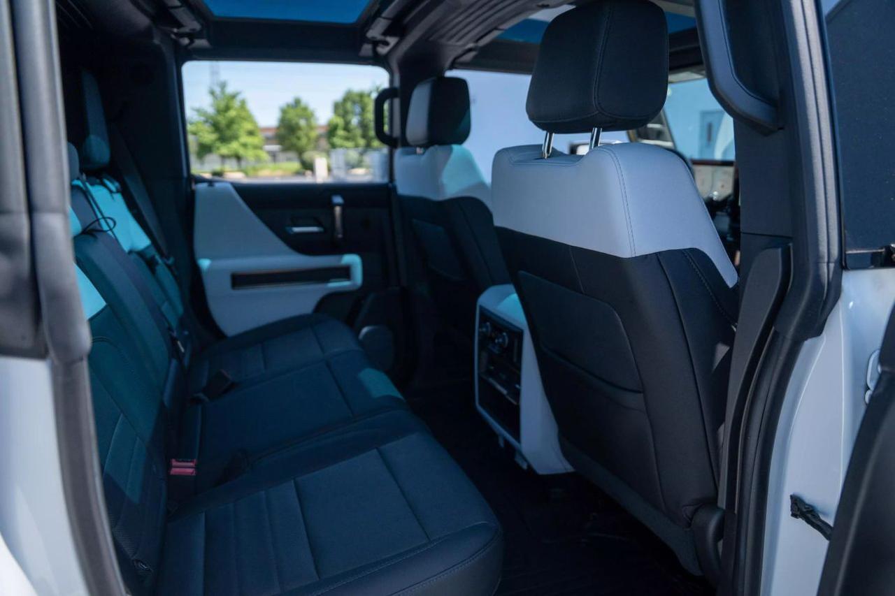 2023 GMC HUMMER EV Pickup 3X Pickup 4D 5 ft St. Louis MO