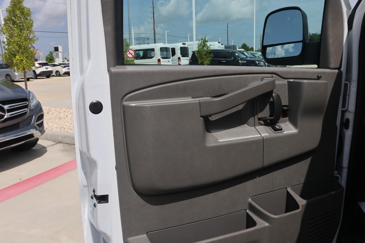 2023 GMC SAVANA G2500 Houston TX