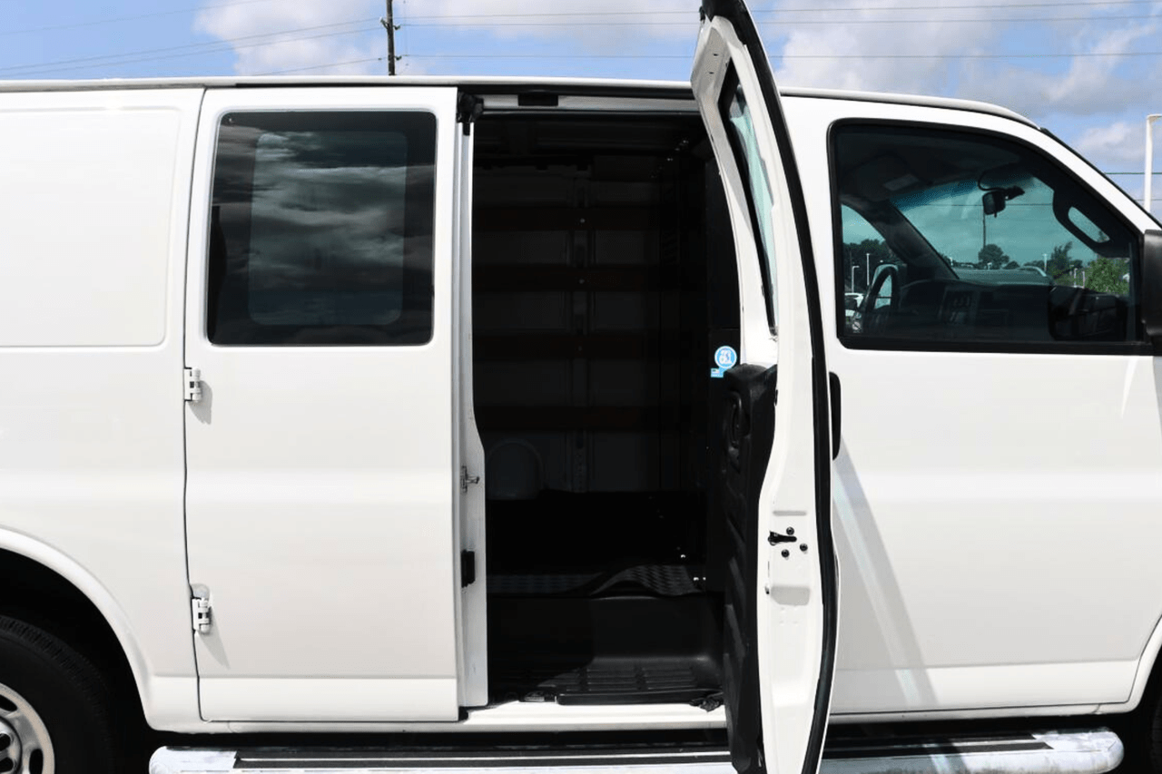 2023 GMC SAVANA G2500 Houston TX