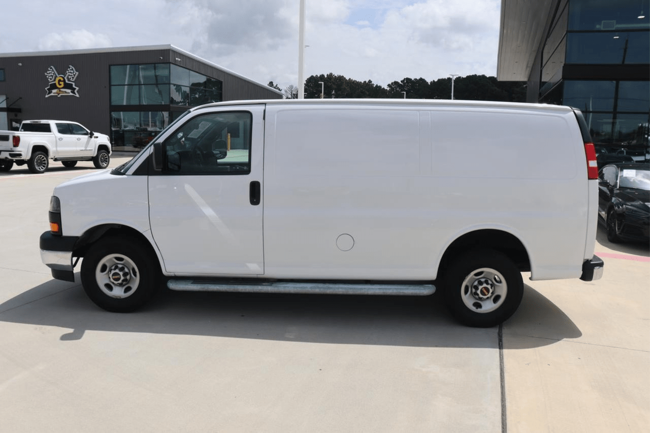 2023 GMC SAVANA G2500 Houston TX