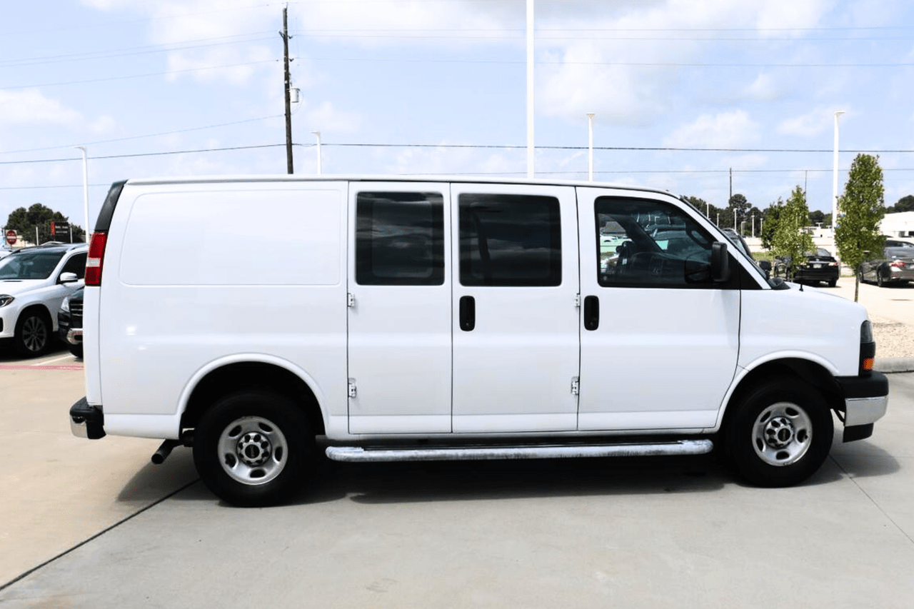 2023 GMC SAVANA G2500 Houston TX