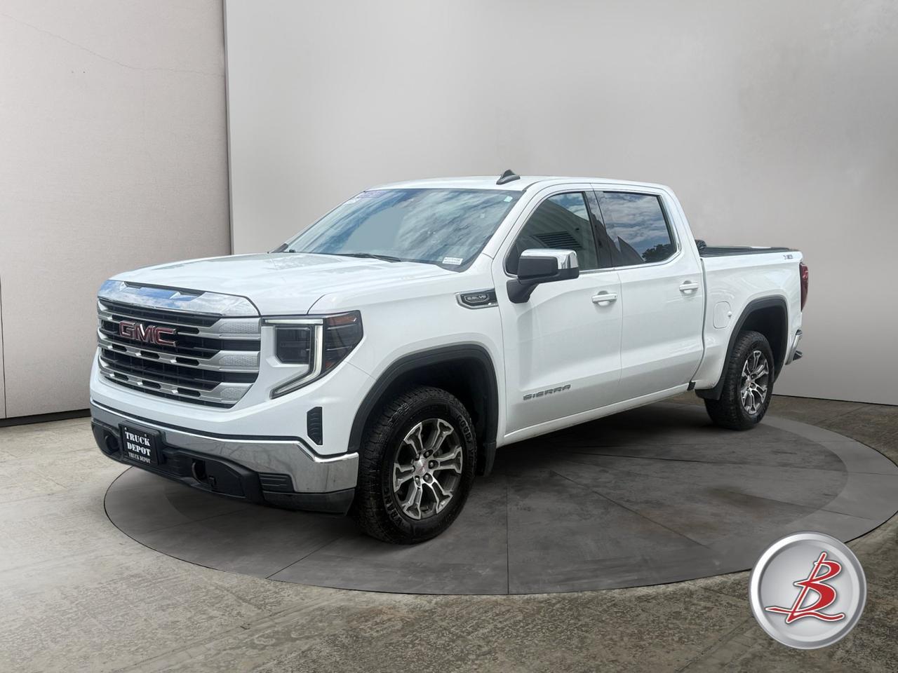 2023 GMC SIERRA 1500 Crew Cab 4x4 SLE