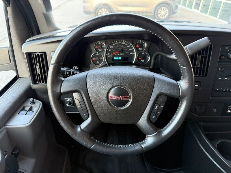 2023 GMC Savana 2500 Cargo Van 12k mi's Collinsville OK