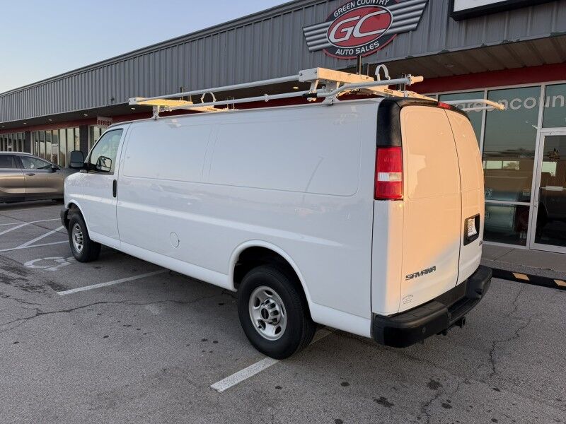 2023 GMC Savana 2500 Cargo Van 12k mi's Collinsville OK