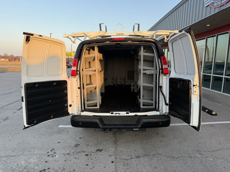 2023 GMC Savana 2500 Cargo Van 12k mi's Collinsville OK