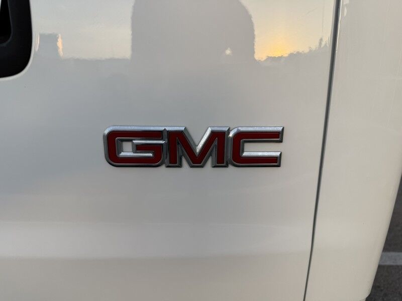 2023 GMC Savana 2500 Cargo Van 12k mi's Collinsville OK