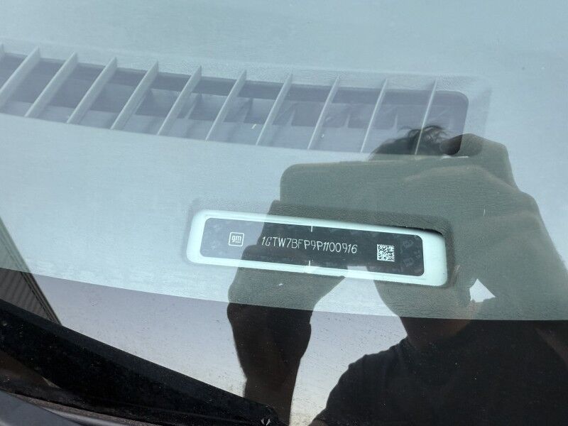 2023 GMC Savana 2500 Cargo Van 12k mi's Collinsville OK