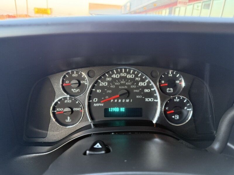 2023 GMC Savana 2500 Cargo Van 12k mi's Collinsville OK