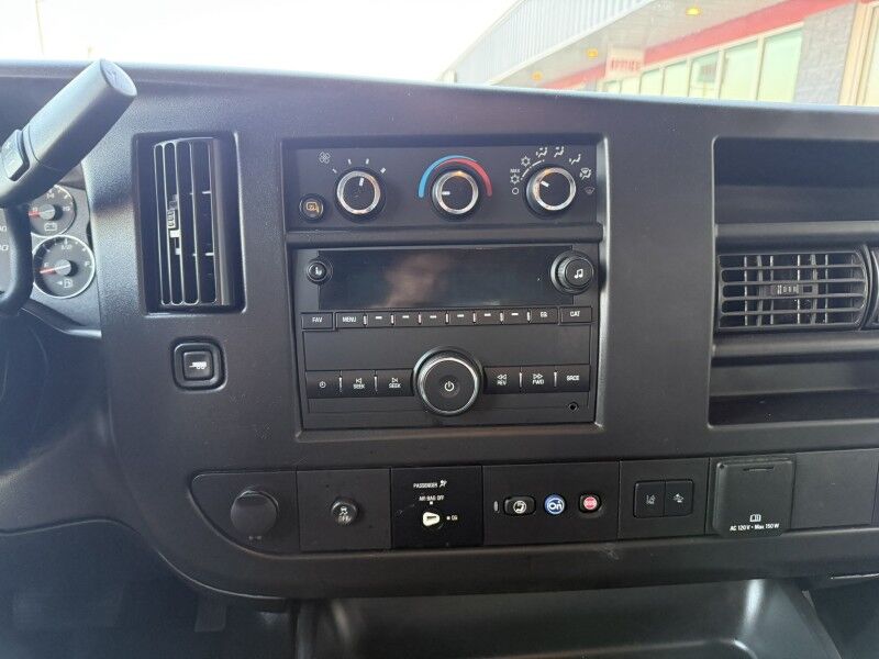 2023 GMC Savana 2500 Cargo Van 12k mi's Collinsville OK