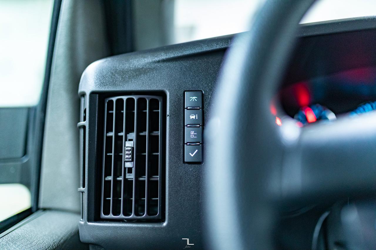 2023 GMC Savana 2500 Cargo Van BCam Red Deer AB