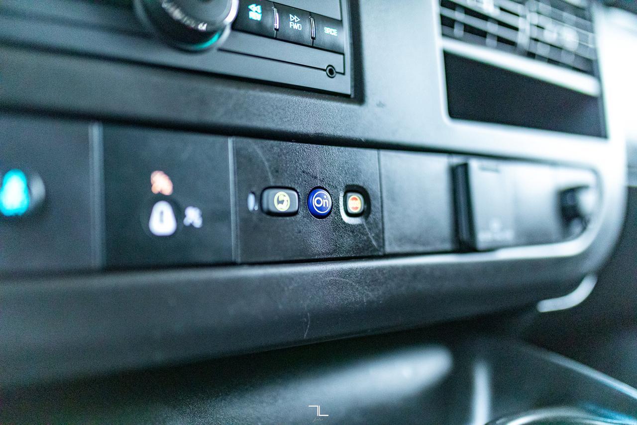 2023 GMC Savana 2500 Cargo Van BCam Red Deer AB