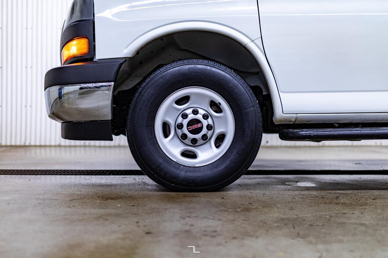 2023 GMC Savana 2500 Cargo Van BCam Red Deer AB