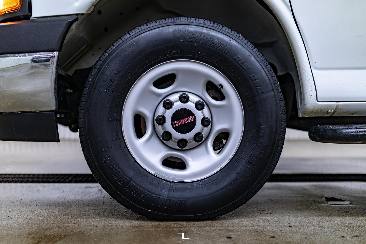 2023 GMC Savana 2500 Cargo Van BCam Red Deer AB