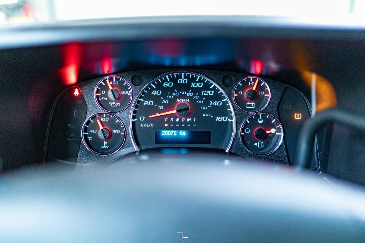 2023 GMC Savana 2500 Cargo Van BCam Red Deer AB