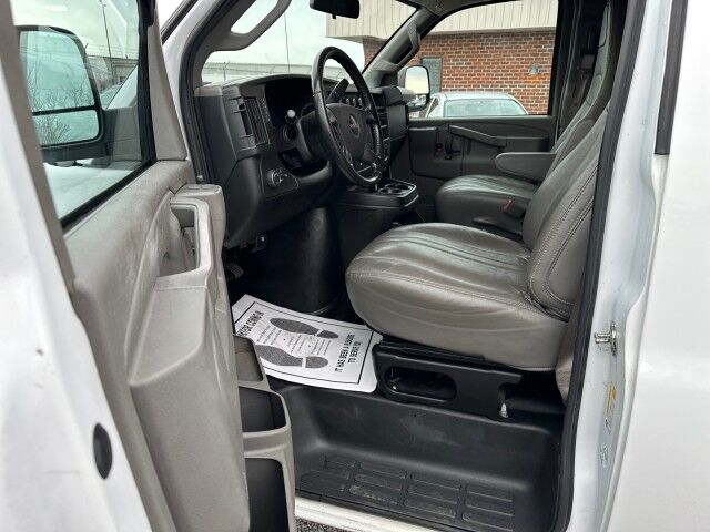 2023 GMC Savana 2500 Cargo Van w/ Ladder Rack & Shelving Ashland VA