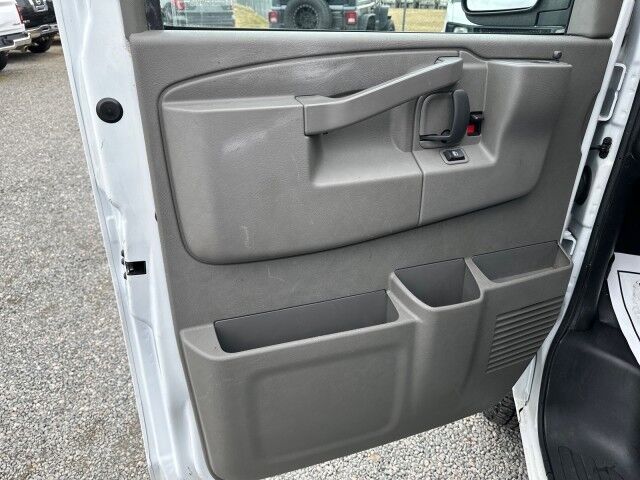 2023 GMC Savana 2500 Cargo Van w/ Ladder Rack & Shelving Ashland VA
