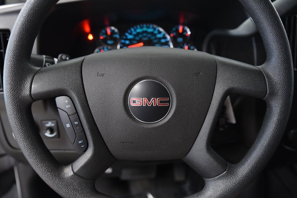 2023 GMC Savana 2500 Work Van Akron