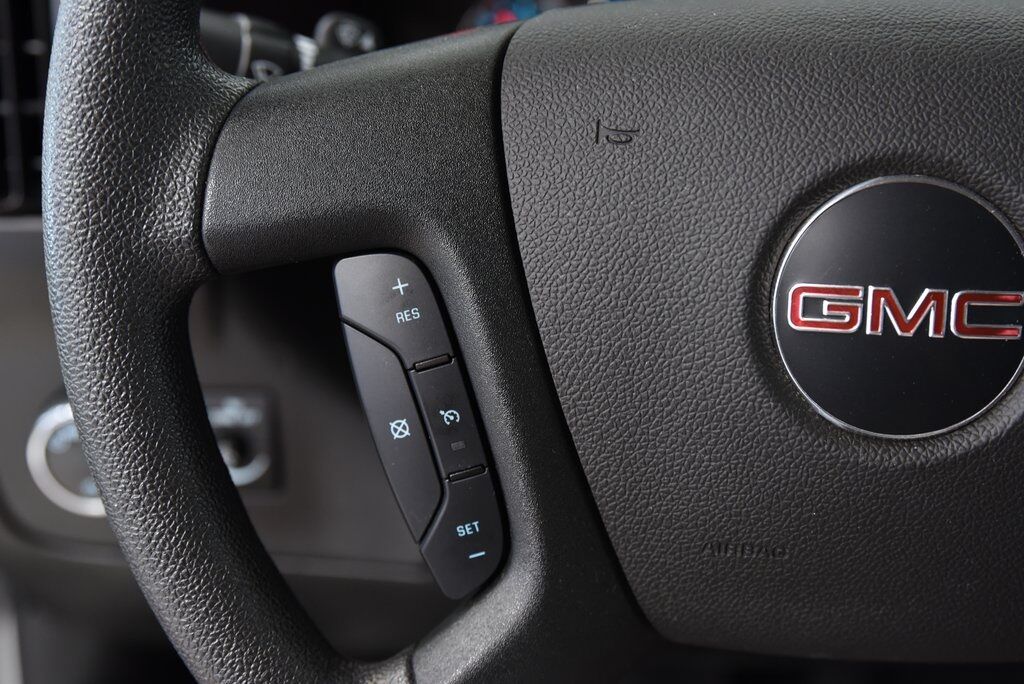 2023 GMC Savana 2500 Work Van Akron