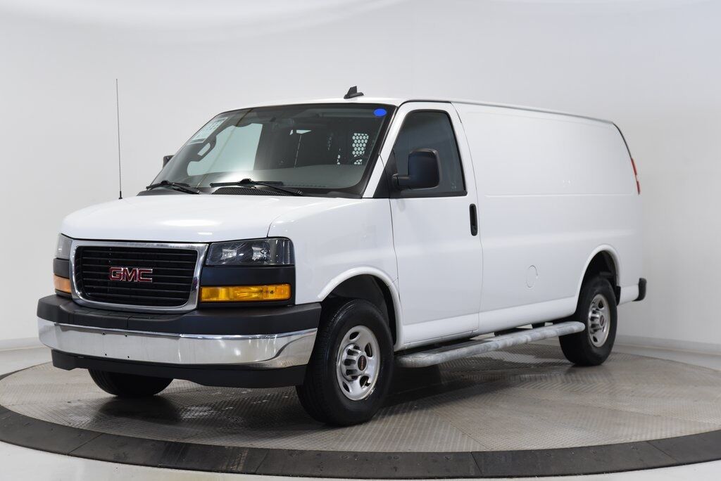 2023 GMC Savana 2500 Work Van Akron