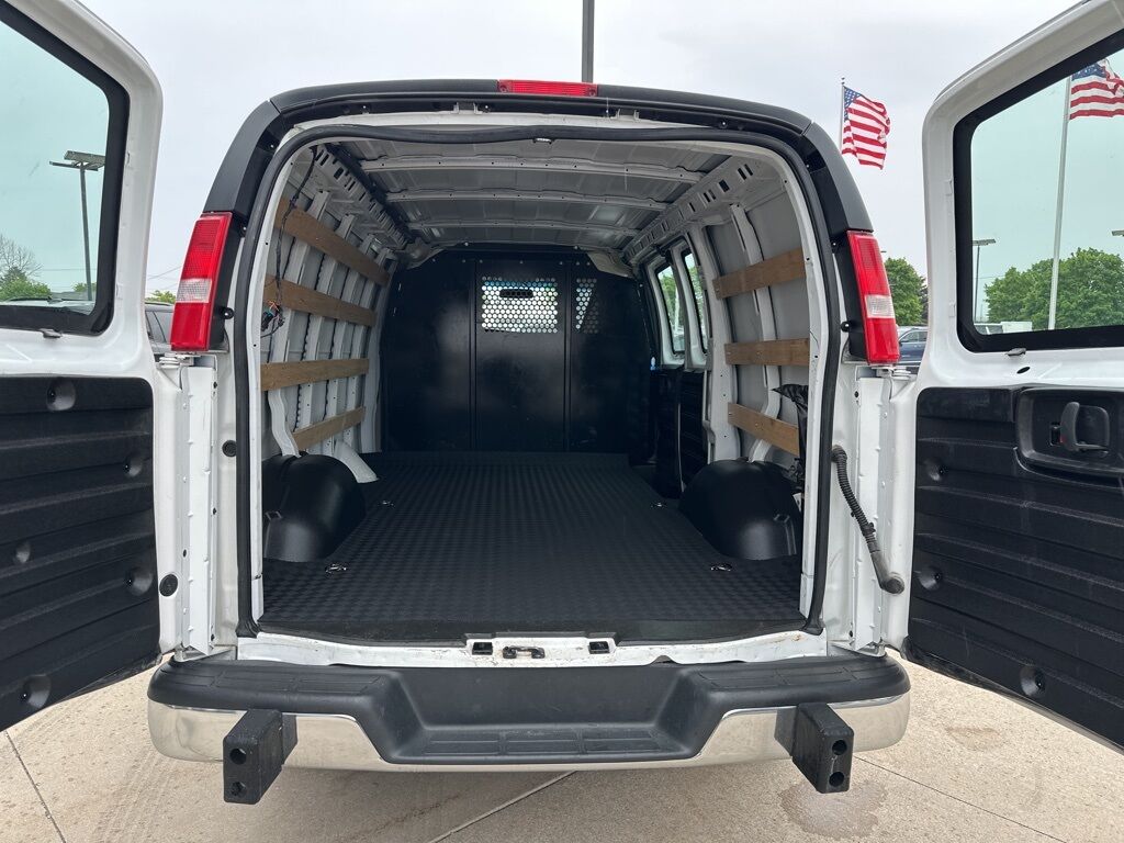 2023 GMC Savana 2500 Work Van Green Bay WI