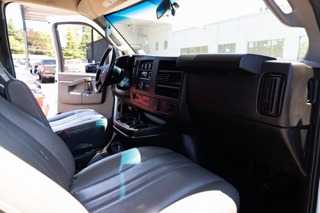 2023 GMC Savana 2500 Work Van Milwaukie OR
