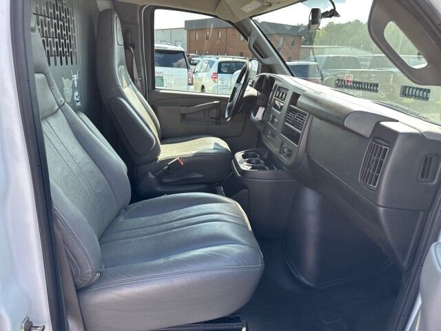 2023 GMC Savana 2500Cargo Van w/ Ladder Rack & Bin Pkg Ashland VA
