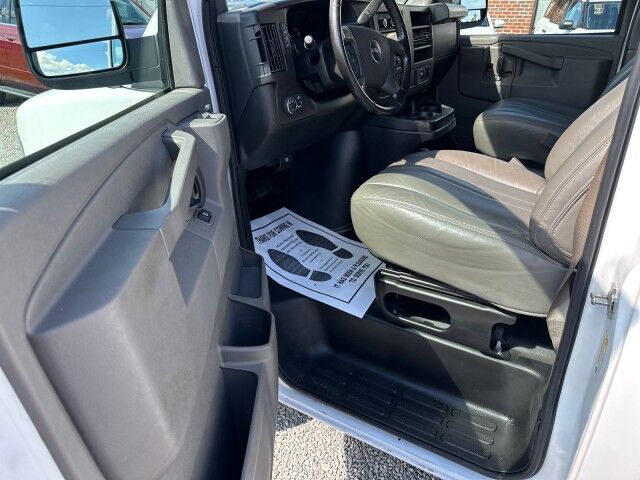 2023 GMC Savana 2500Cargo Van w/ Ladder Rack & Bin Pkg Ashland VA