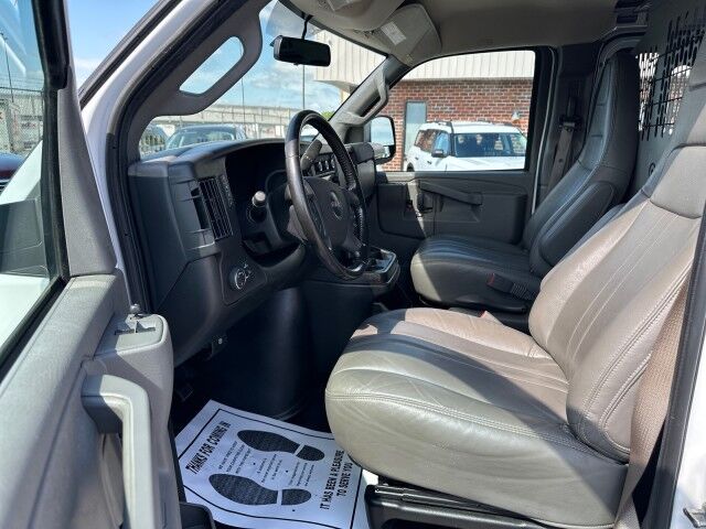 2023 GMC Savana 2500Cargo Van w/ Ladder Rack & Bin Pkg Ashland VA