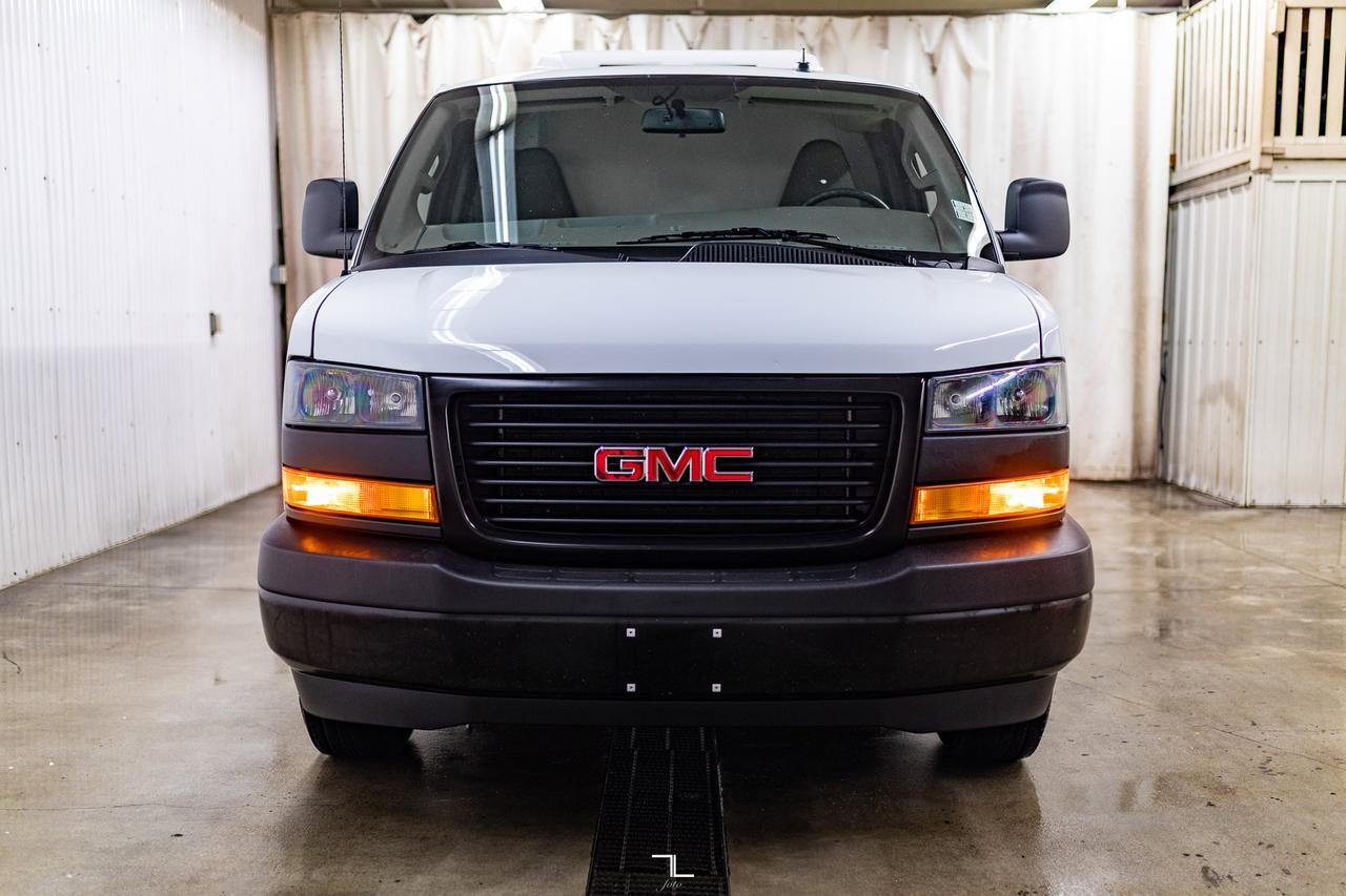 2023 GMC Savana 3500 Cargo Van Reefer BCam Red Deer AB