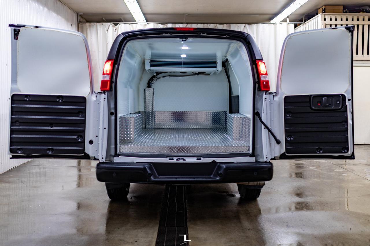 2023 GMC Savana 3500 Cargo Van Reefer BCam Red Deer AB