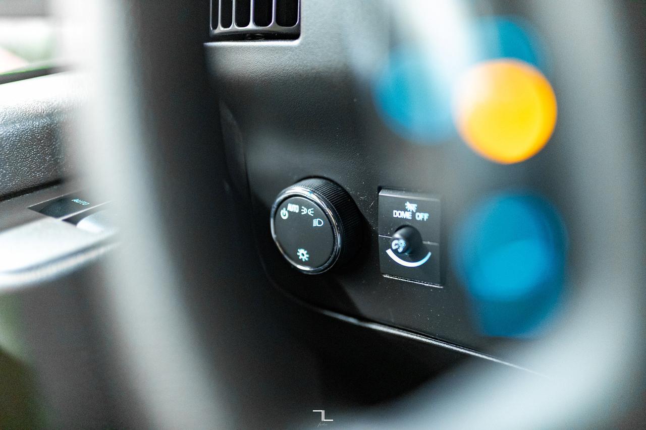 2023 GMC Savana 3500 Cargo Van Reefer BCam Red Deer AB