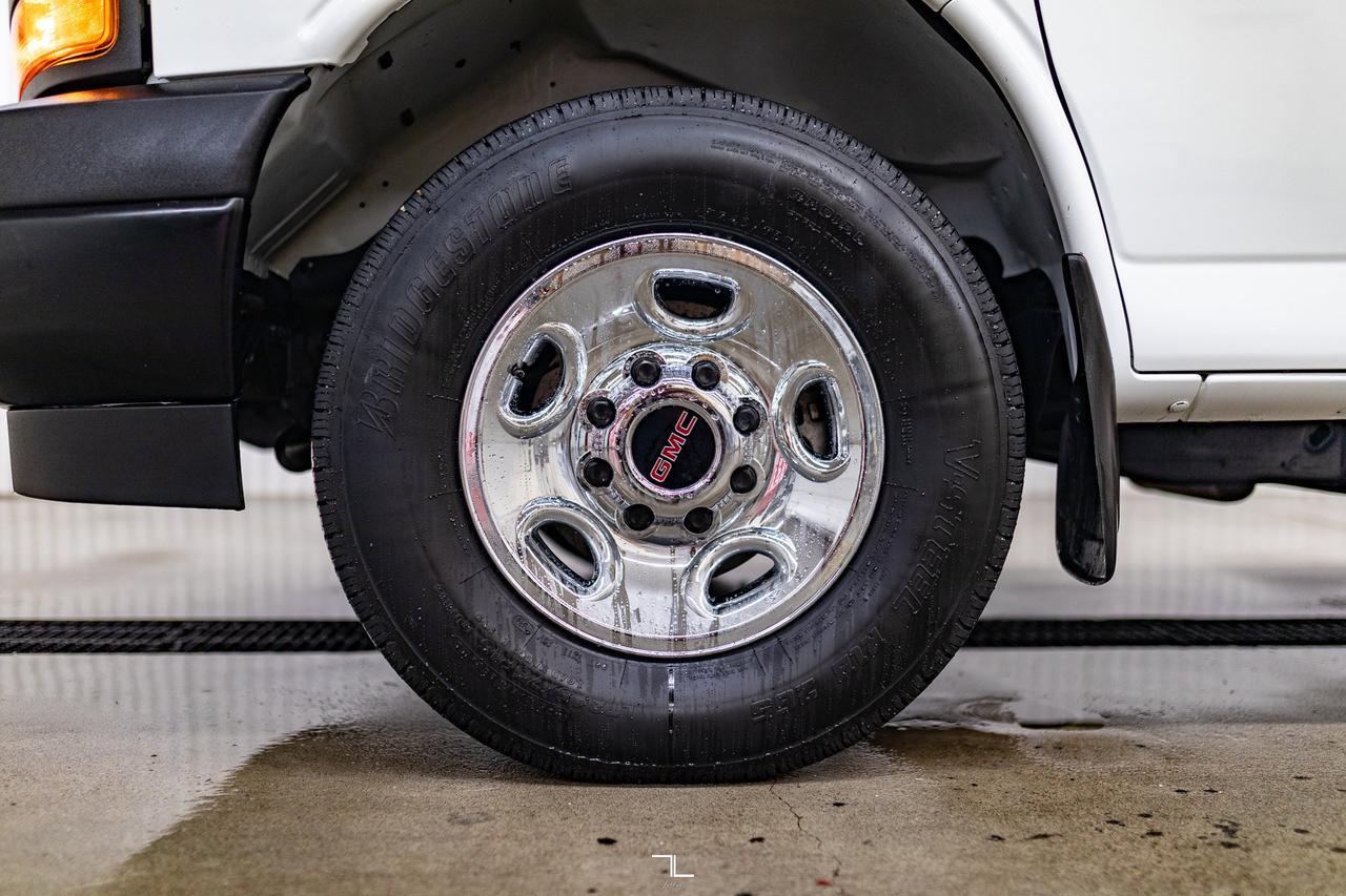 2023 GMC Savana 3500 Cargo Van Reefer BCam Red Deer AB