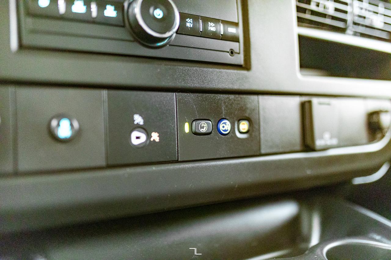 2023 GMC Savana 3500 Cargo Van Reefer BCam Red Deer AB