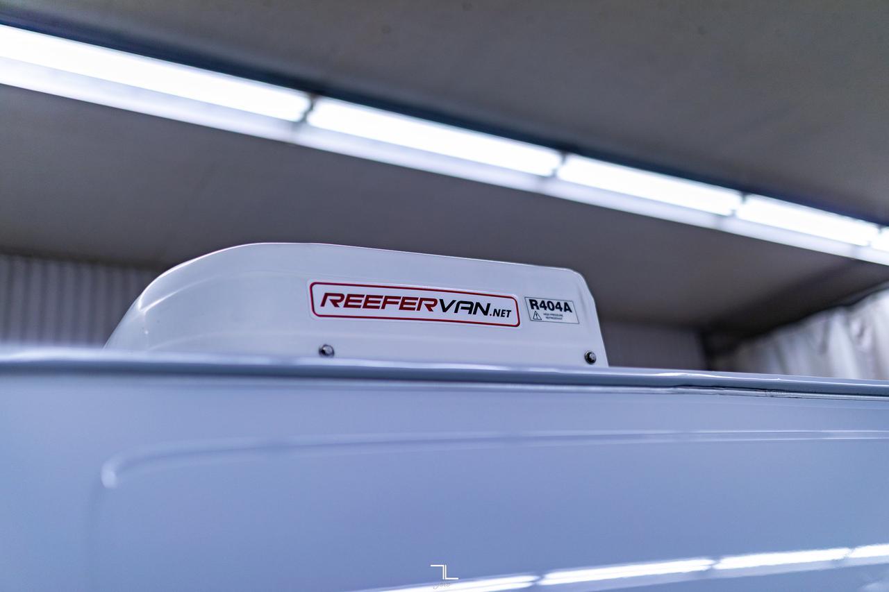 2023 GMC Savana 3500 Cargo Van Reefer BCam Red Deer AB