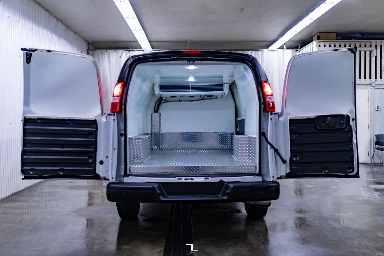 2023 GMC Savana 3500 Cargo Van Reefer BCam Red Deer AB