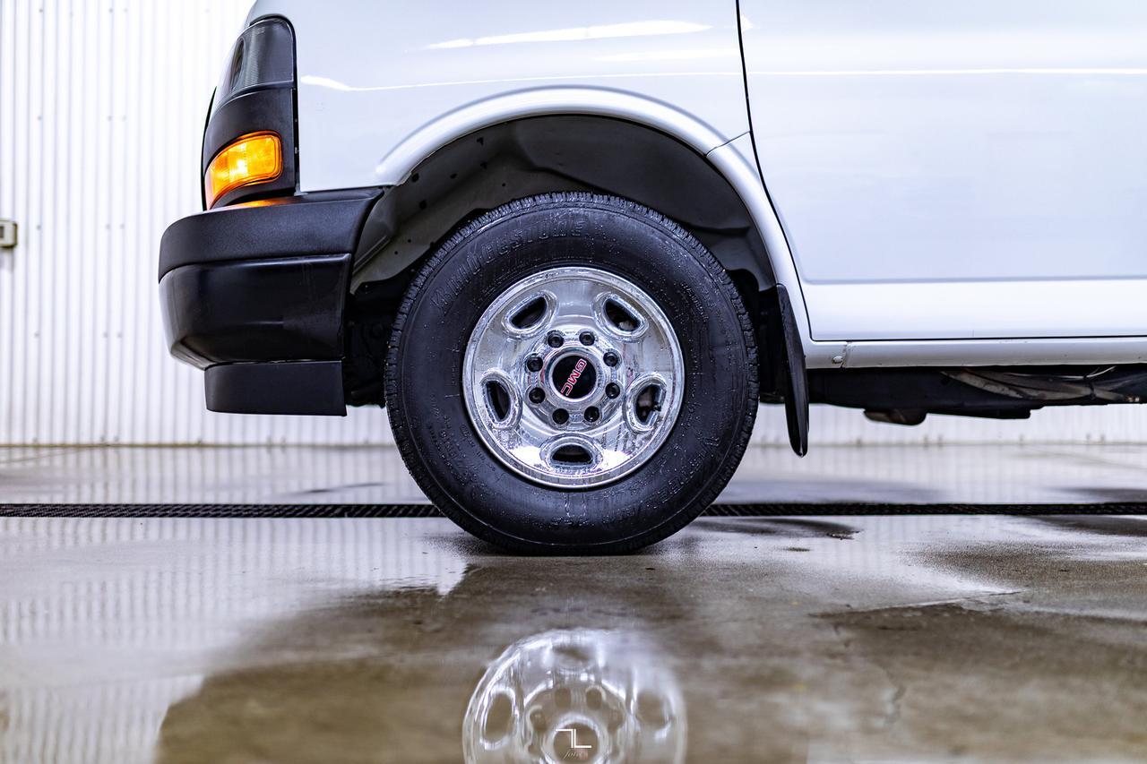 2023 GMC Savana 3500 Cargo Van Reefer BCam Red Deer AB