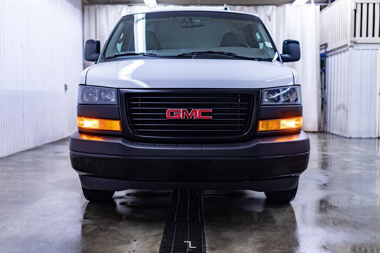 2023 GMC Savana 3500 Cargo Van Reefer BCam Red Deer AB