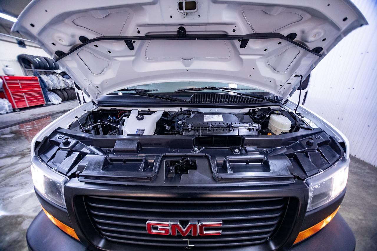 2023 GMC Savana 3500 Cargo Van Reefer BCam Red Deer AB